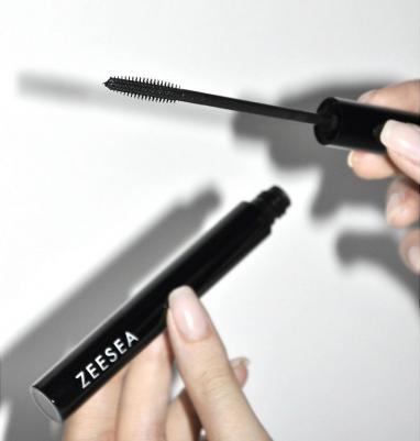 Тушь для ресниц Multi-effect mascara – фото 4