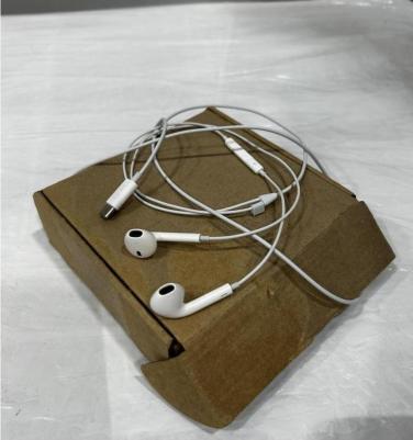 EarPods с разъёмом Type-C, White – фото 1