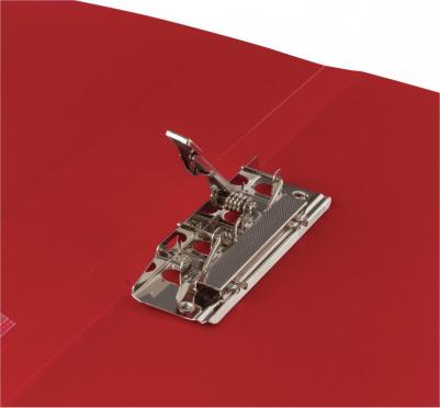 Папка с боковым металлическим прижимом и внутренним карманом "Contract", красная, до 100 л., 0,7 мм, 221788 – фото 9