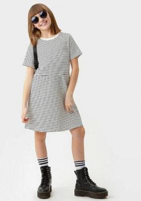 Платье белое с принтом в полоску (140) – фото 4