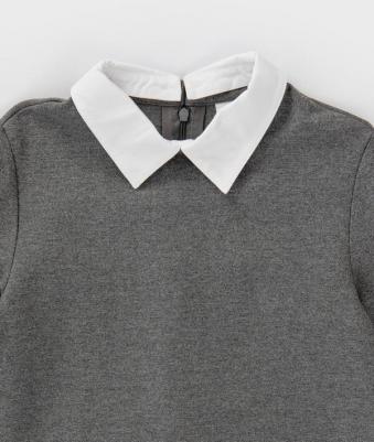 Платье с белым отложным воротником серое (122) – фото 3