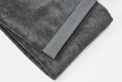 Полотенце банное коричневого цвета из коллекции essential, 90х150 см – фото 7