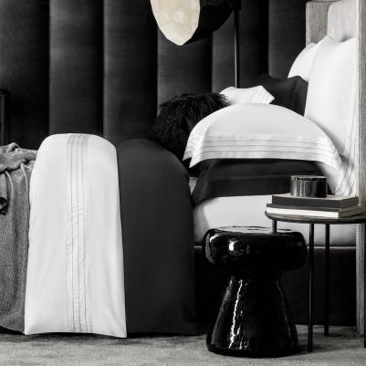 Эдем бел с черной отстр. КПБ 200х210/260х270/50х70-2, 4 пр, 100% Sensotex эвкал. вол