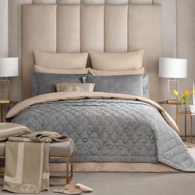 Покрывало с наволочками Каселли серое 250х260 см