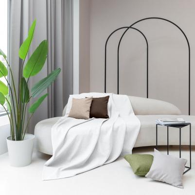 Покрывало размером 200х220 см станет отличным выбором для двуспальной кровати. Изготовленное из полиэстера, оно отличается прочностью и