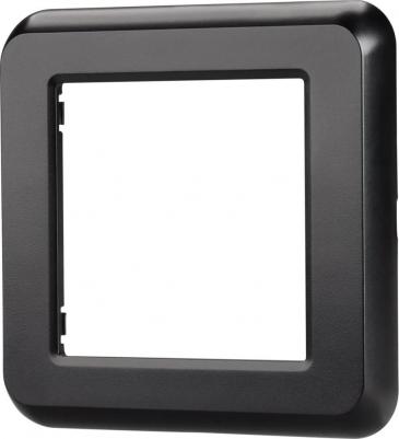 Рамка из серии VERSA изготовлена из тугоплавкого пластика, в сочетании с матовой поверхностью лицевой стороны рамки, лаконично завершит образ многих 4650168582113