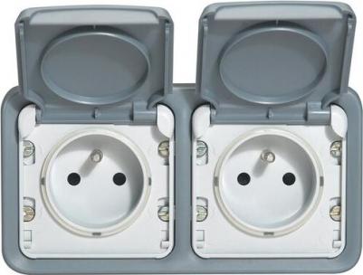 Коробка установочная ОП 2-м Plexo горизонт. сер. Leg 069672