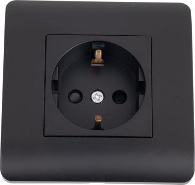 Розетка NEW3-E встраиваемая черная со шторками (431484)