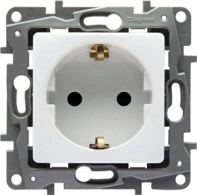 Розетка силов. Etika (672221) скрыт. зазем. IP21 белый – фото 4