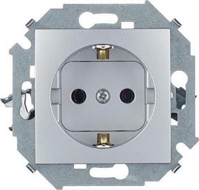 Розетка 1591432-033