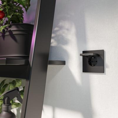 Встраиваемая влагозащищенная розетка с крышкой и шторками W1171208 IP44 чер. матов – фото 2