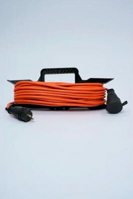 Силовой удлинитель на рамке - это идеальное решение для использования электроприборов в саду, на даче или строительной площадке. Рамка упрощает 4600201221332