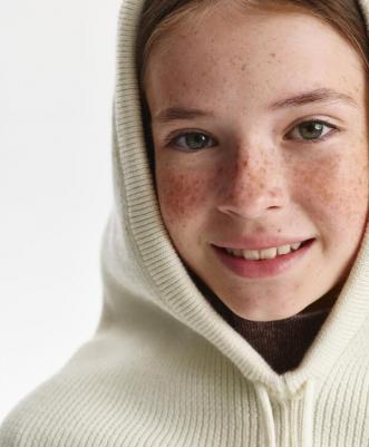 Шарф-капюшон для девочки молочный (One size)