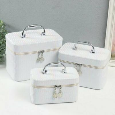 Шкатулка кожзам с зеркалом "Волны. Белый" набор 3 шт 21х13.5х13;18.5х10.5х10;16.5х15х23 см