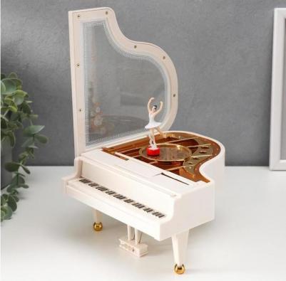 Шкатулка музыкальная механическая "Белый рояль с балериной" 10,5х17,5х18,5 см 3654663 – фото 3