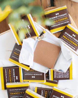 Шоколад порционный Milk&Cookies (80 штук по 5 г) – фото 3