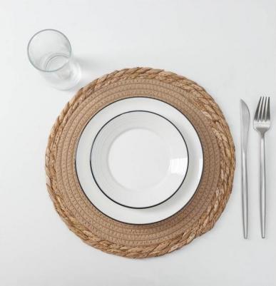 Салфетка сервировочная на стол "Мэг", плетёная, d=30 см, цвет бежевый