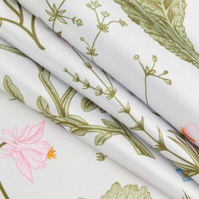 Комплектация: тканевая скатерть 180х145 см. Материал: сатен; состав: полиэстер 100%. Плотность: 175 гр/кв.м. Яркая скатерть на обеденный стол поможет – фото 1