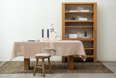 Скатерть из стираного льна бежевого цвета из коллекции essential, 150х250 см – фото 3