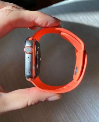Watch SE (2nd Gen) 40 mm Midnight Aluminum Case with Black Sport Band – фото 8