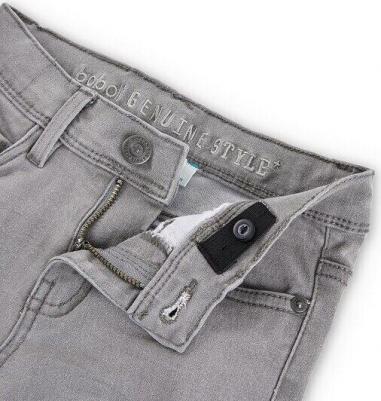 Джинсы для мальчика с застежкой на пуговицы и карманами, серый – фото 5