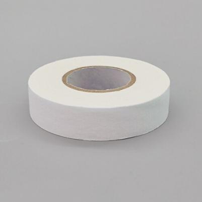 Лента клеевая тканая для кожи и меха 20мм*18,28 м (белый)