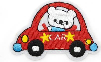 Термоаппликация 'Мишка в машине', красная 5,5*5,5см