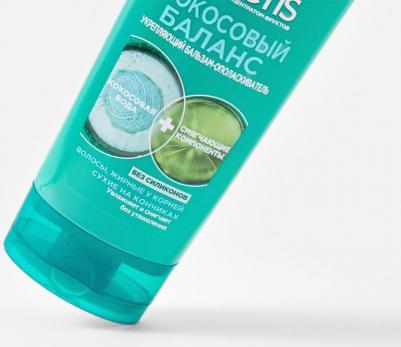 Fructis Бальзам для волос "Фруктис, Кокосовый Баланс", укрепляющий, для волос жирных у корней и сухих на кончиках, 200 мл, с кокосовой водой – фото 5