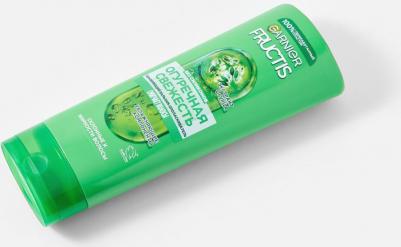 Fructis Бальзам для волос "Фруктис, Огуречная Свежесть", укрепляющий, для волос, склонных к жирности, 400 мл, с экстрактом огурца – фото 2