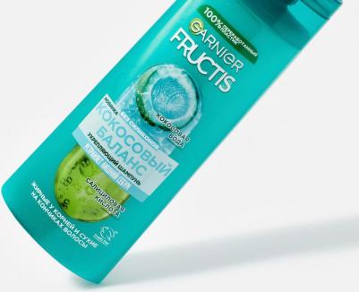 Fructis Шампунь для волос "Фруктис, Кокосовый Баланс", укрепляющий, для волос жирных у корней и сухих на кончиках, 250 мл, с кокосовой водой – фото 13
