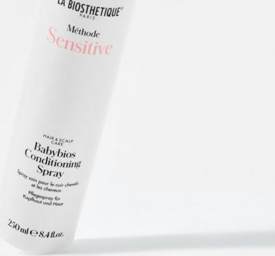Смягчающий кондиционер-спрей для волос и кожи головы Babybios 250 мл – фото 2