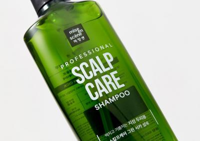 Успокаивающий шампунь для волос Professional scalp care shampoo 680 мл – фото 4