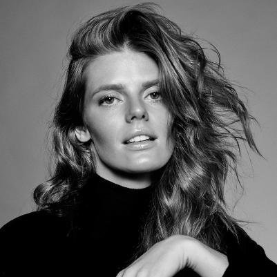 Фиксирующий спрей для волос The invisible hold hair spray 250 мл – фото 2