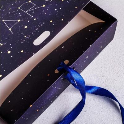 Коробка подарочная Stars, 16,5 х12,5 х5 см – фото 1
