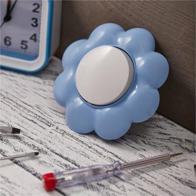 Выключатель одноклавишный HAPPY Цветок скрытой установки, белый/голубой, цена за 1 шт – фото 1