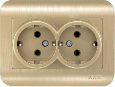 Розетка Deco с/у двойная с з/к шампань с рифленой рамкой, 250в 16а 4606400421160 изготовлена из качественного ABS-пластика, для которого характерна