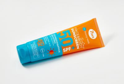 Молочко солнцезащитное для лица и тела Sunscreen SPF 50+ 200 мл – фото 1