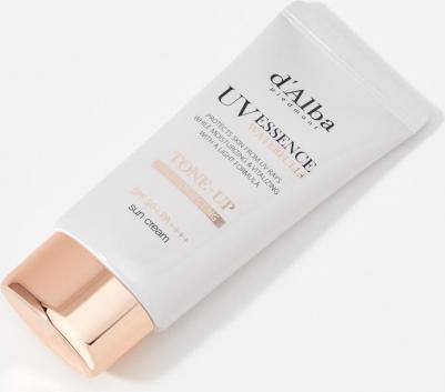Солнцезащитный крем для осветления кожи Waterfull Tone-Up Sun Cream SPF 50+/PA++++ 50 мл – фото 11