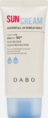 Солнцезащитный крем с гиалуроновой кислотой SPF50+ PA+++, 50мл