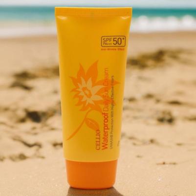 Солнцезащитный крем с маслом семян подсолнечника Waterproof Daily Sun Cream SPF50+/PA+++ 70ml – фото 4