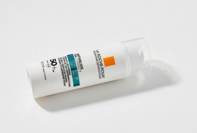 Солнцезащитный крем для жирной, проблемной, склонной к акне кожи лица Oil Correct SPF 50+/ PPD 27, 50 мл – фото 17