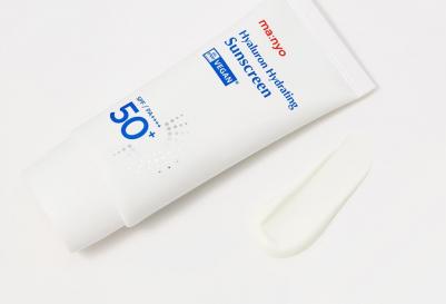 Увлажняющий солнцезащитный крем SPF 50+ PA++++ Hyaluron Hydrating Sunscreen 50 мл – фото 2