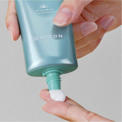 Мягкий солнцезащитный крем с центеллой и гиалуроновой кислотой – фото 12