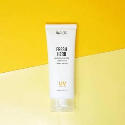 Солнцезащитный крем Fresh Herb Origin Calendula SPF 50+ PA++++ 50 мл – фото 10
