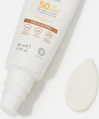 Солнцезащитное средство Repaskin Dry Touch Facial Sunscreen SPF50 50 мл – фото 7